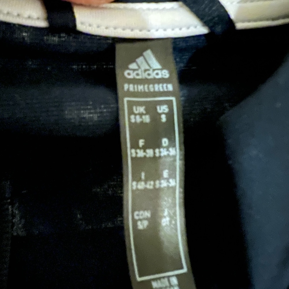 Adidas jacket - Picture 3 of 4